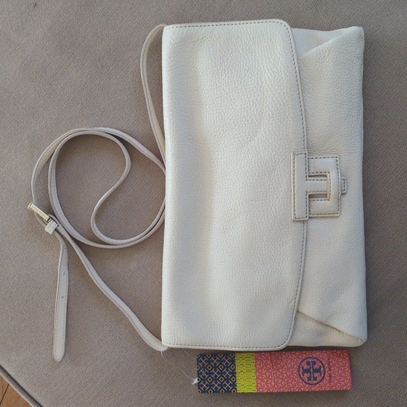 Tory Burch Leather Closure Clutch - Picture 4 of 15